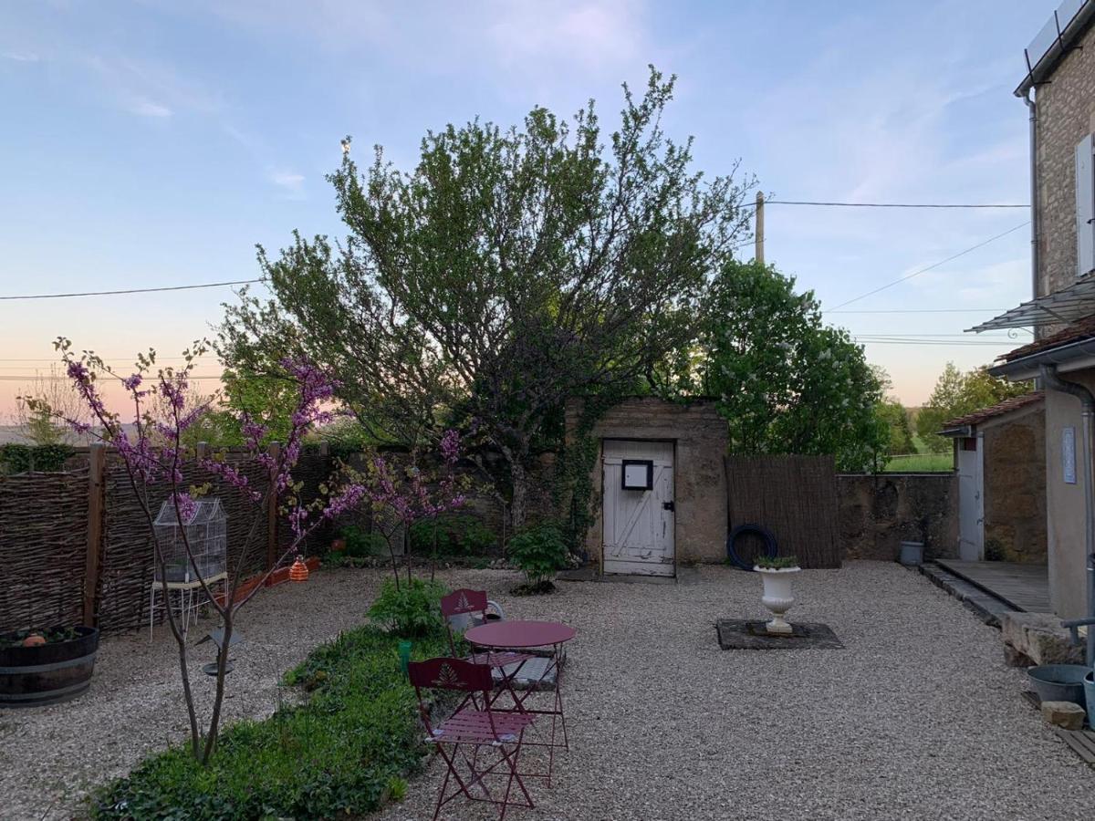 La Flavignienne Bed & Breakfast Flavigny-sur-Ozerain Exterior photo